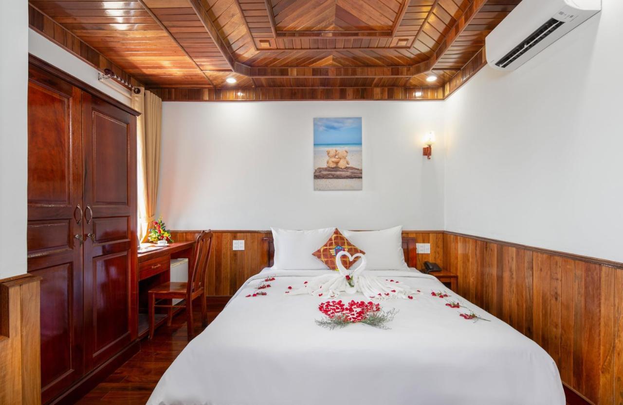 Khach San Pham Gia Da Nang Hotel Bagian luar foto