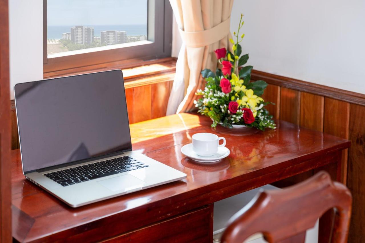 Khach San Pham Gia Da Nang Hotel Bagian luar foto